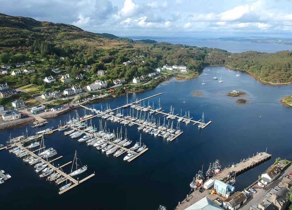 Penlea ~ 1 Bedroom Flat With Harbour View Tarbert  Buitenkant foto